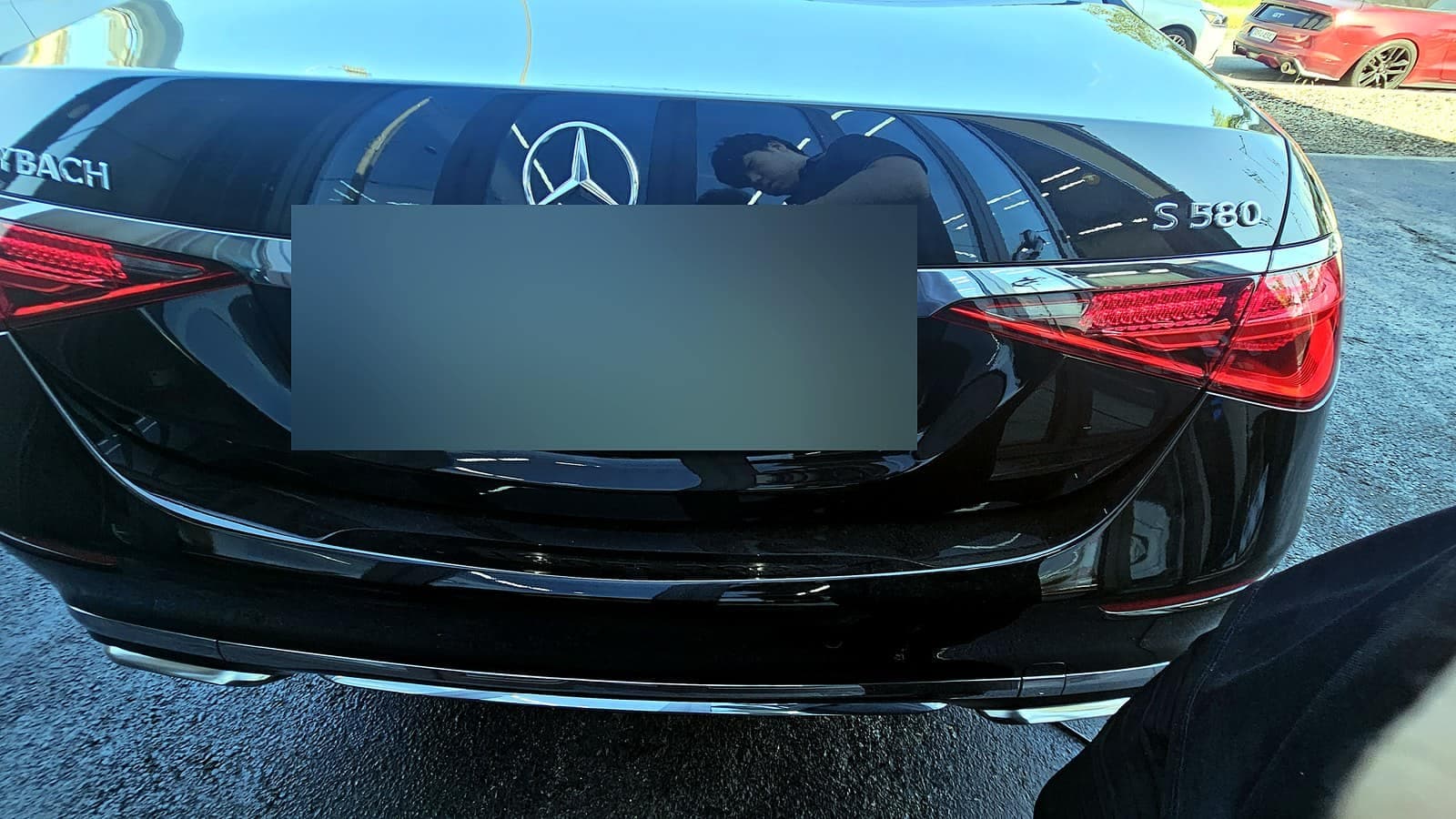 수완광산점 H모터스에 타이어공기압 경고로 입고된 벤츠 마이바흐 S580 후면