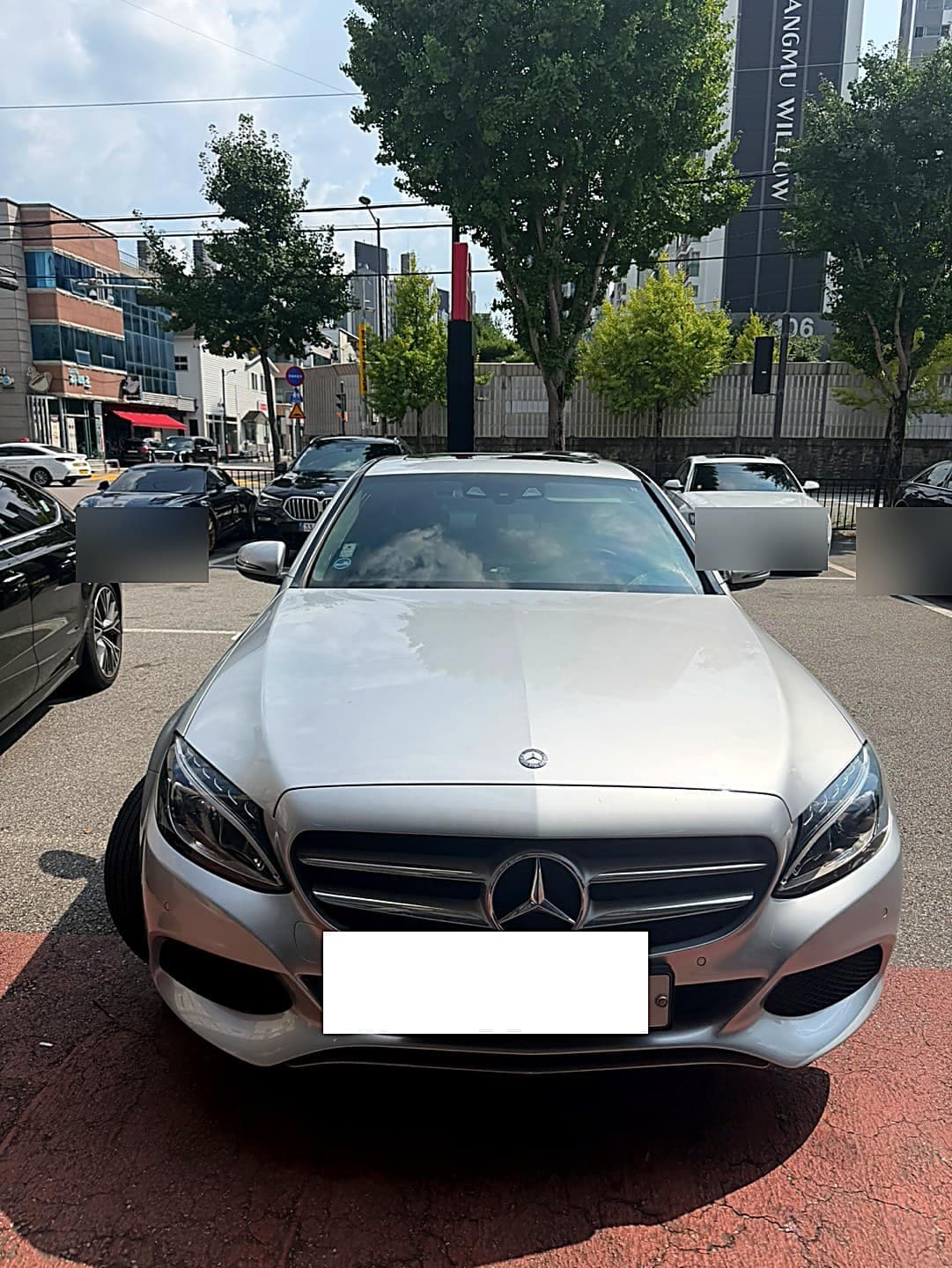 광주 H모터스 쌍촌본점에 입고된 벤츠 C클래스