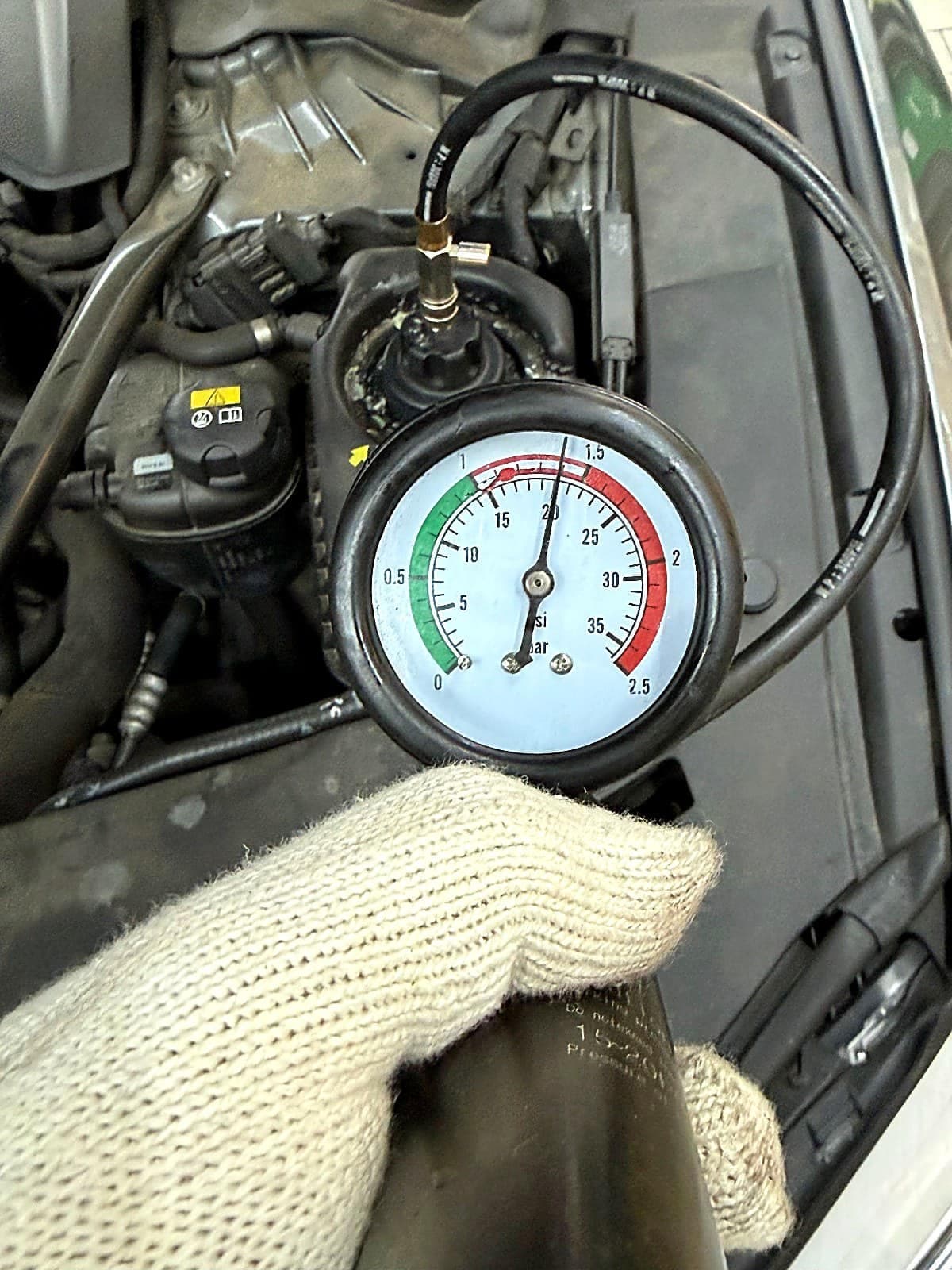 BMW 5시리즈 냉각수 압력게이지 점검