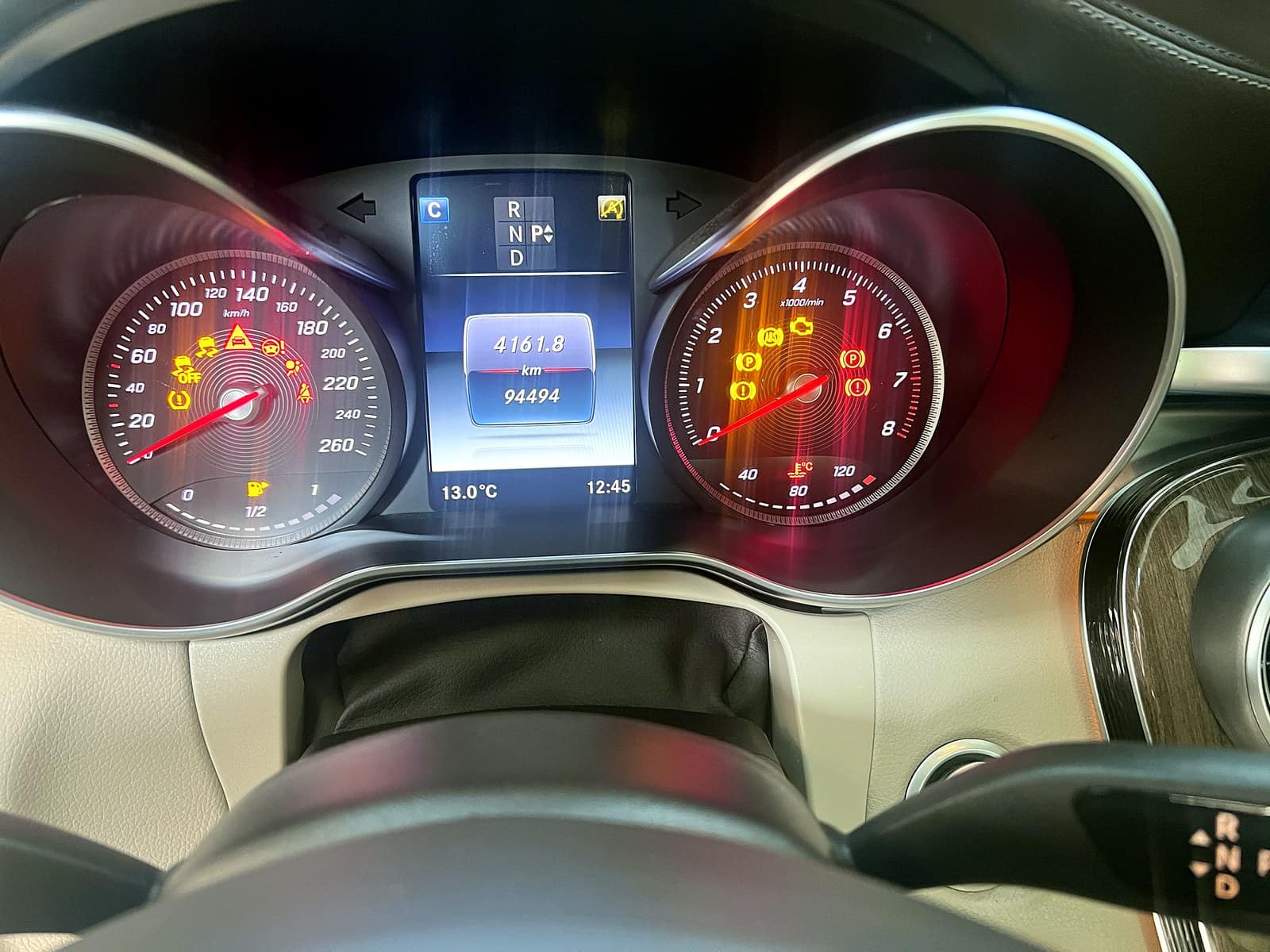 벤츠 C클래스 엔진 과열로 계기판에 경고등 다수 점등, 주행거리 94,494km