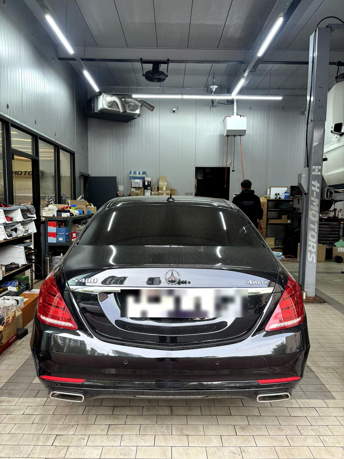 정비 완료 후 벤츠 W222 S400 후면